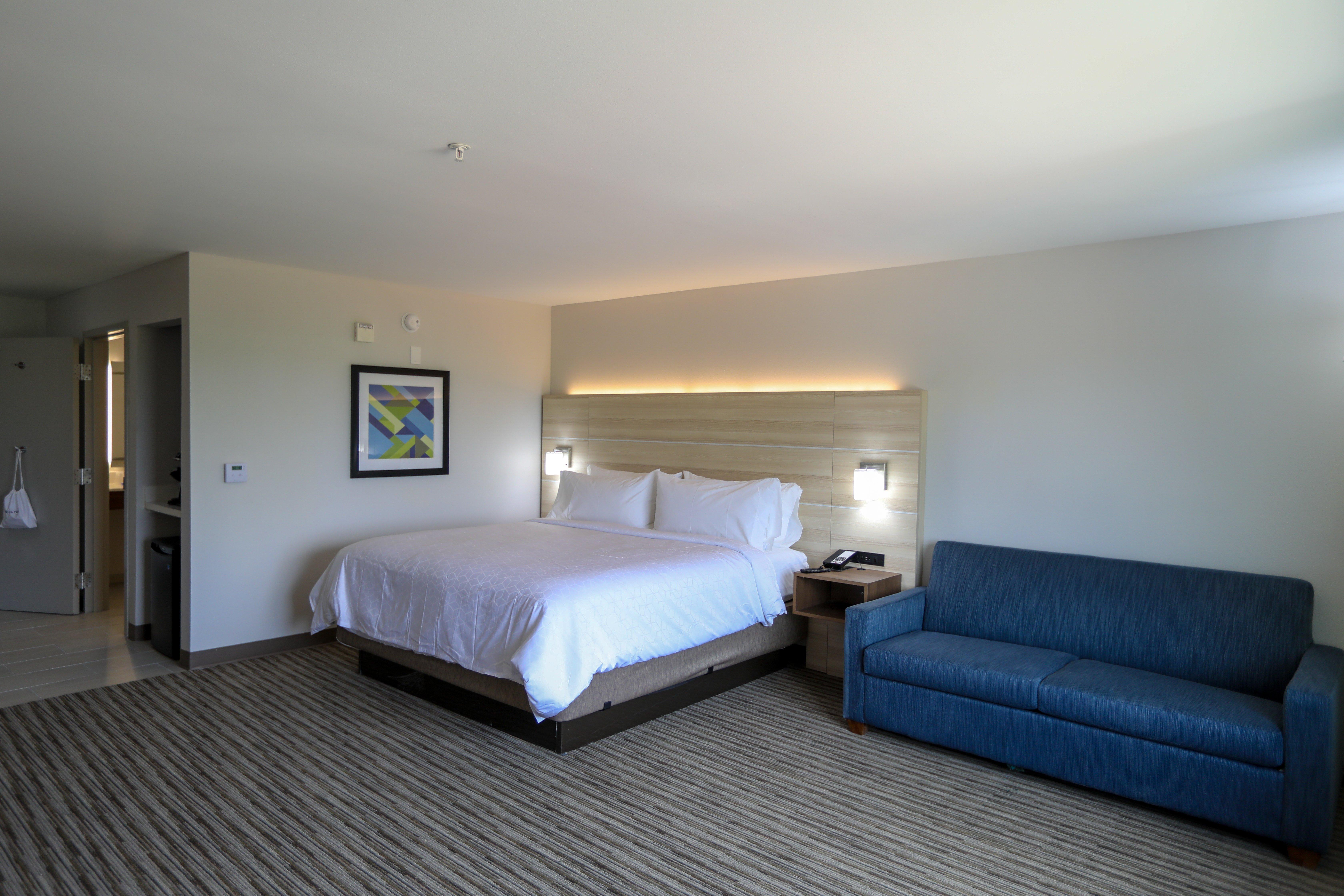 Holiday Inn Express Hillsboro I-35 By Ihg Exterior photo